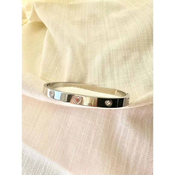 Heart & cubic zirconia bangle minimalist bracelet - Picture 1 of 2